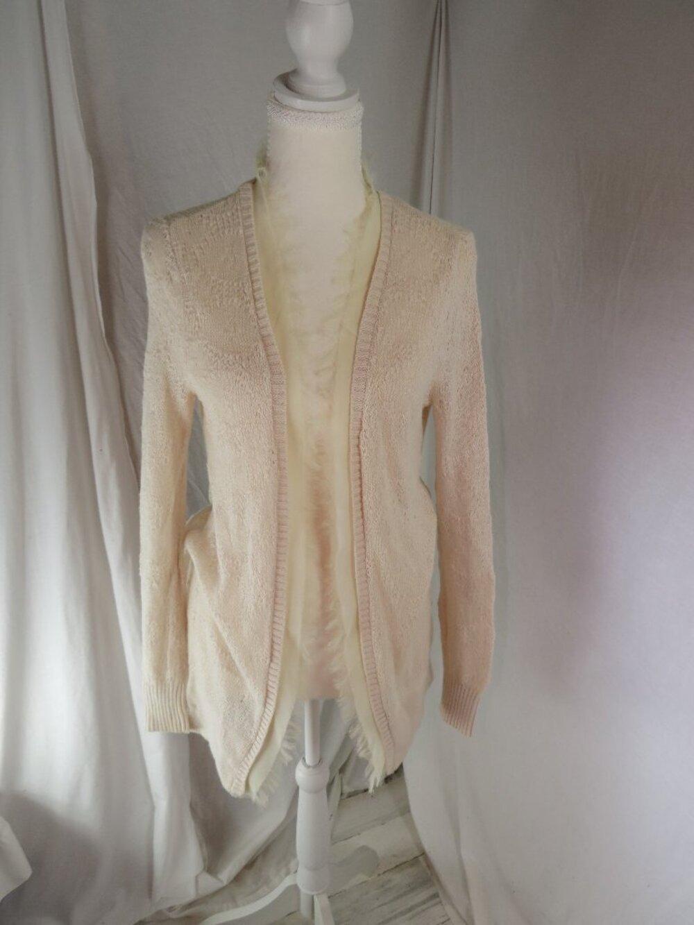 LC Lauren Conrad Cream Knit Cardigan Ramie Cotton Blend Lace Knit Cozy Cottage